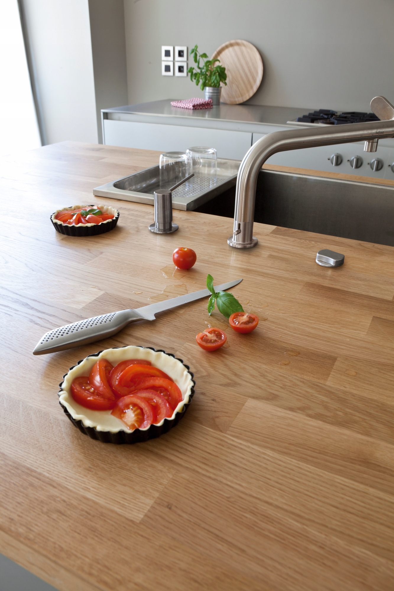 Wysoka odporność na ciepło i plamy