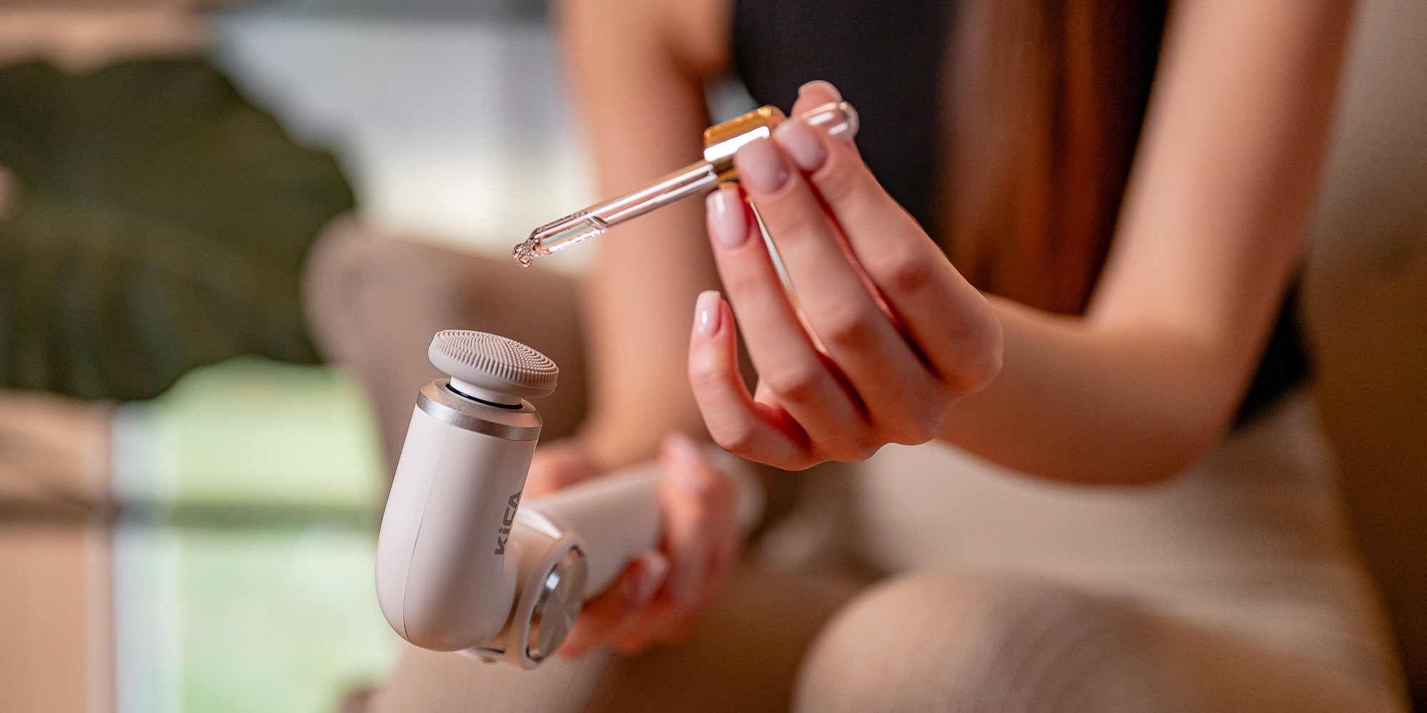 Kompaktowy i ergonomiczny design – idealny do użytku w domu i w podróży