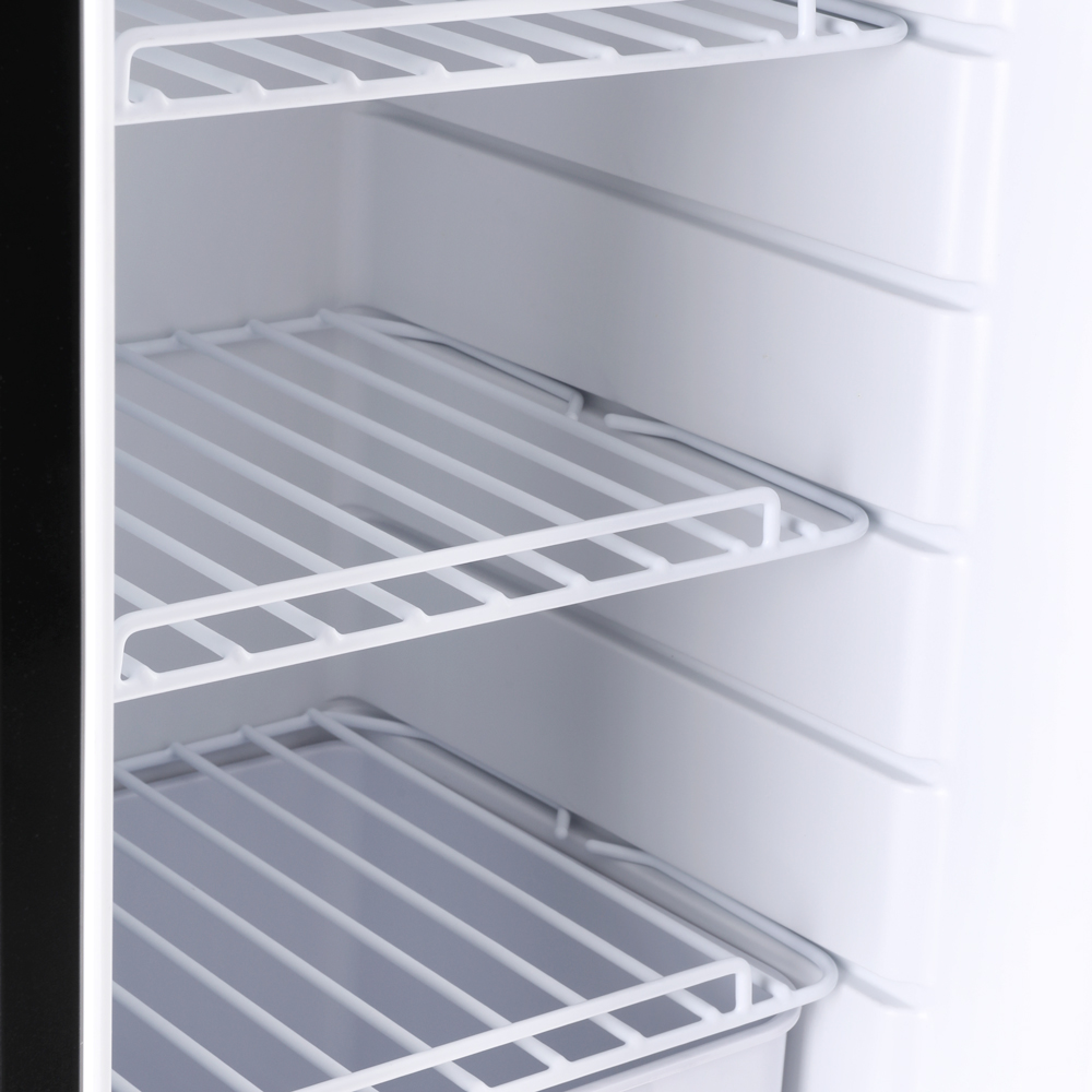 Praktyczne rozwiązania – szuflada i wysuwane półki