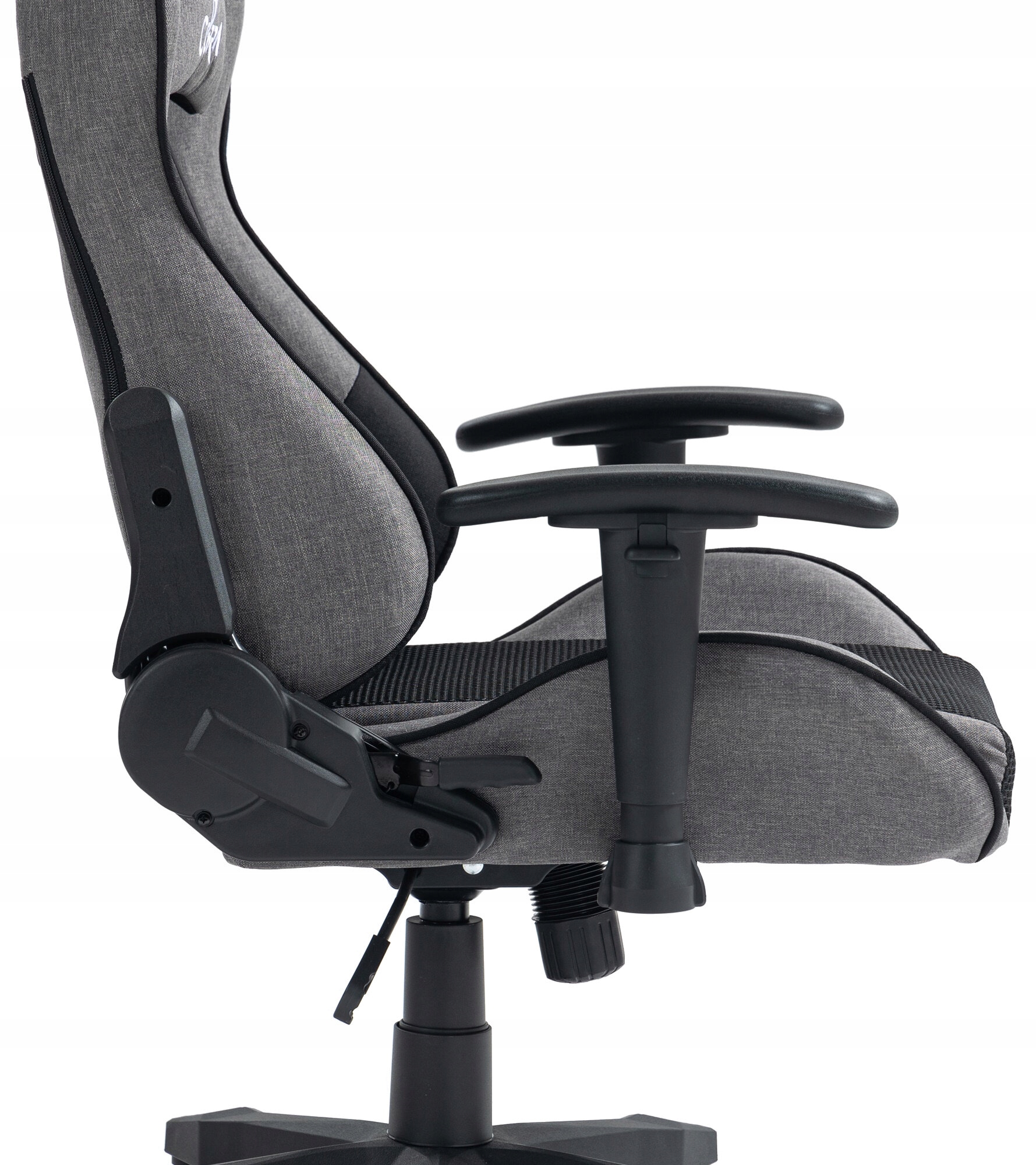 Materiał obiciowy z wysokiej jakości skóry ekologicznej*