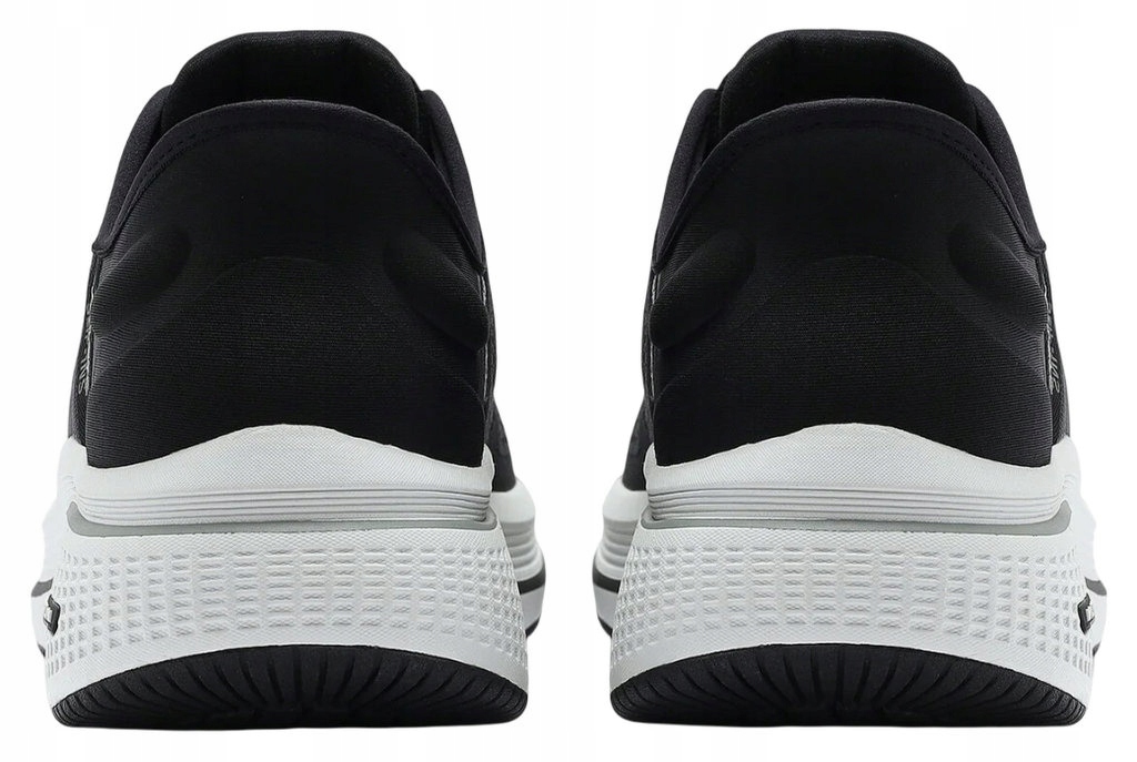 Wygodna i profilowana podeszwa środkowa z pianki