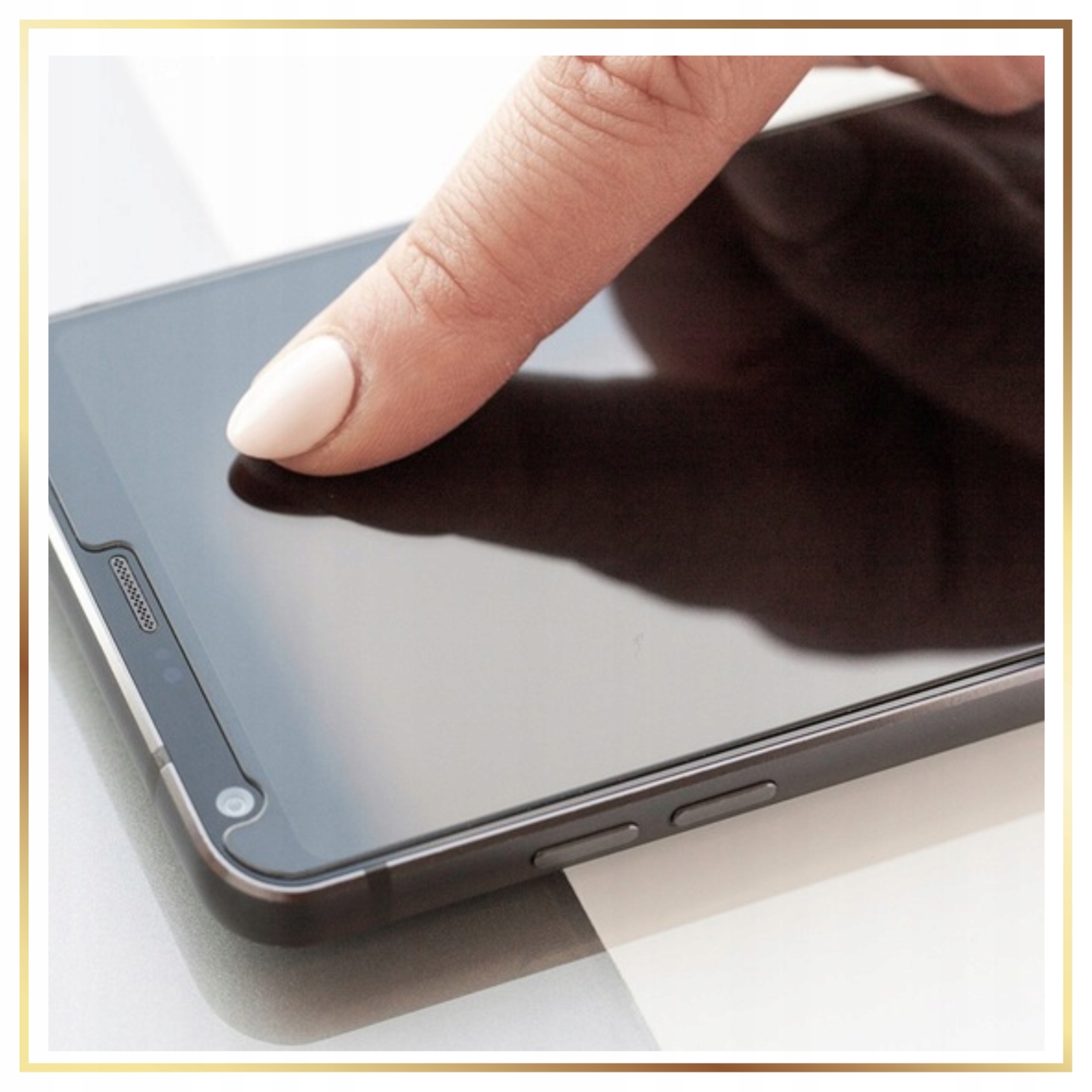 Twardość 9H - Niezrównana odporność na zarysowania