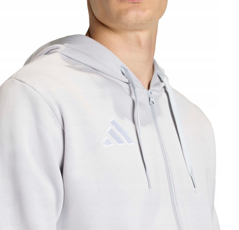 Komfort i styl – Cechy bluzy adidas Entrada 26