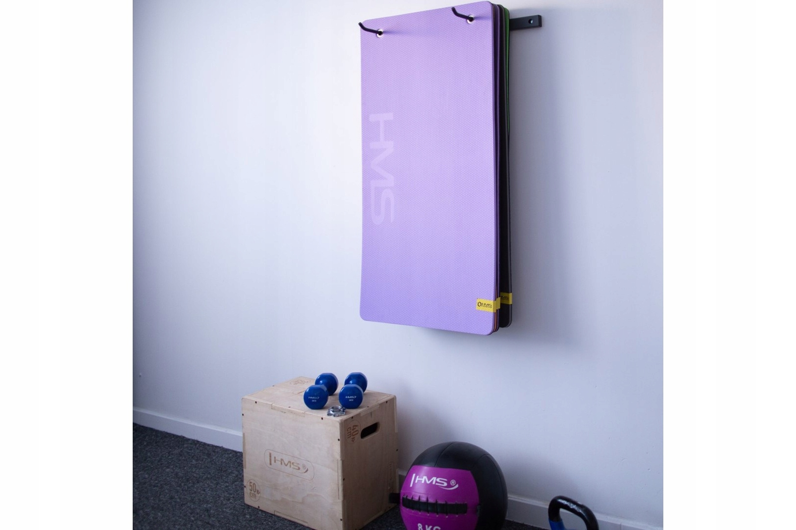 HMS Wieszak STR30 na maty commercial – Praktyczne rozwiązanie do przechowywania mat