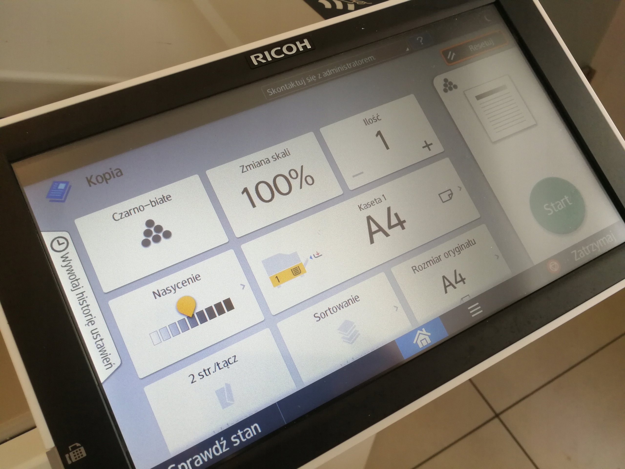 Nowoczesny, dotykowy panel Smart Operation Panel