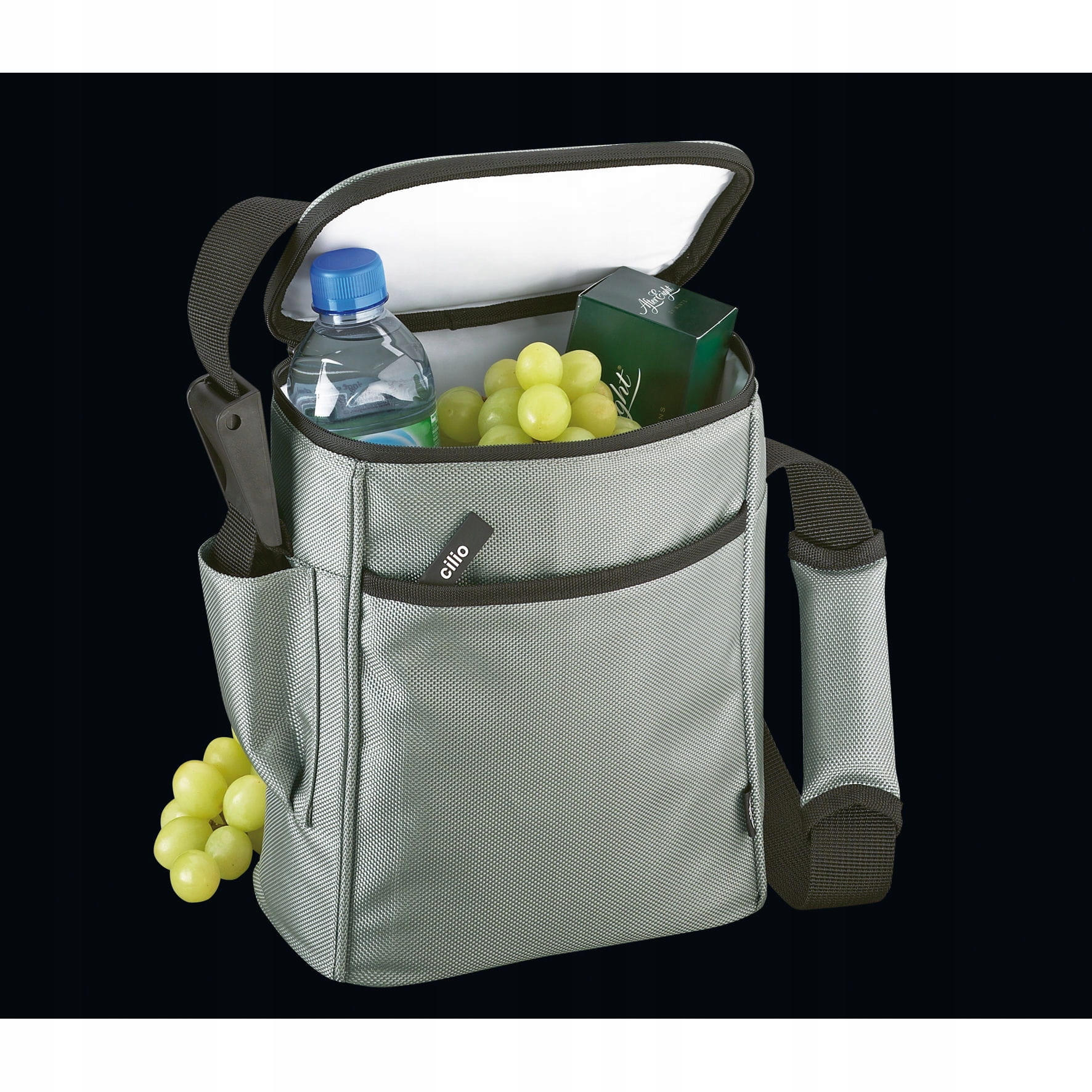 Praktyczne kieszenie i regulowany pasek