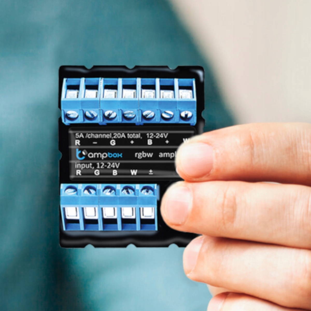 Niezawodność i bezpieczeństwo dzięki niepalnej obudowie