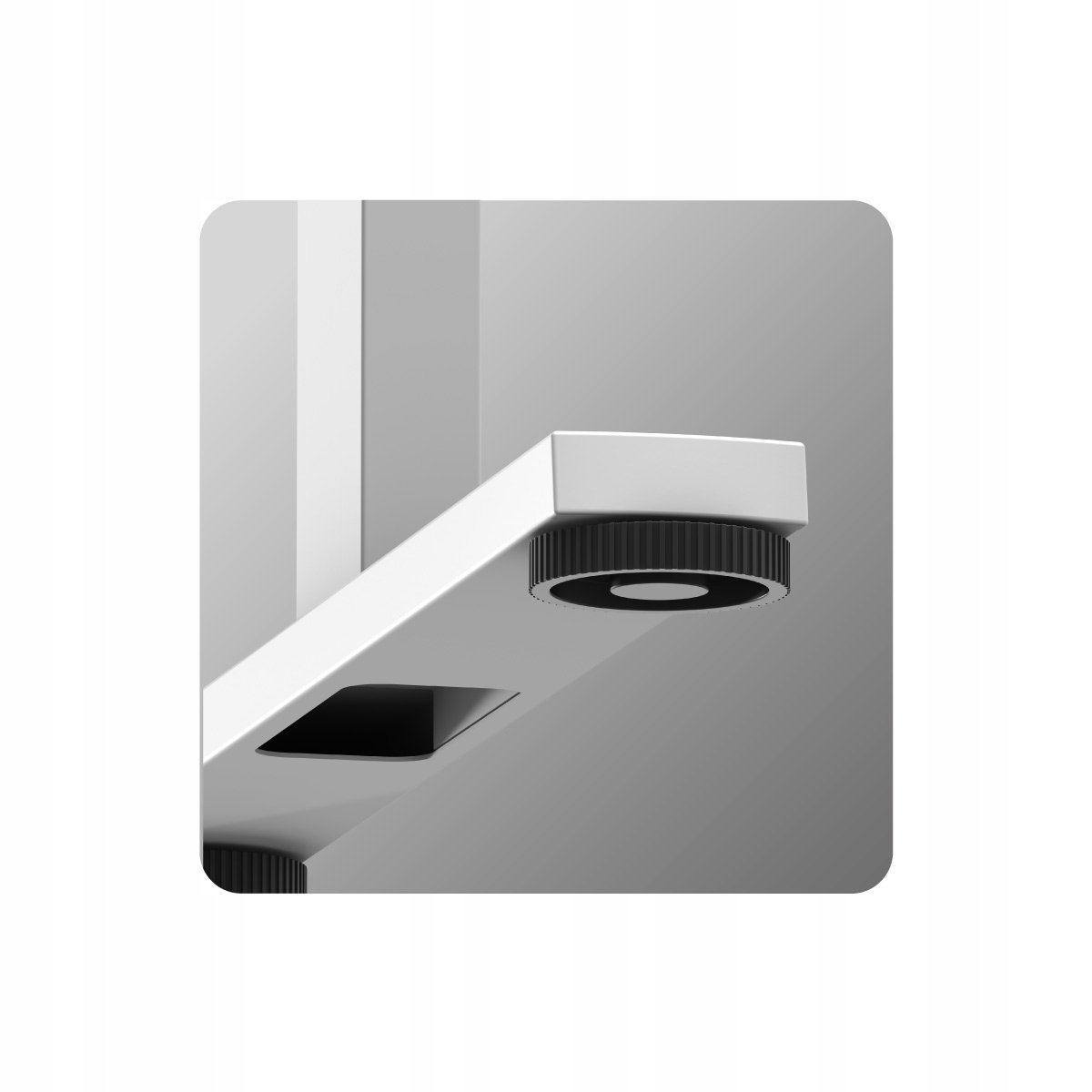 Uchwyt na słuchawki i miejsce na napój