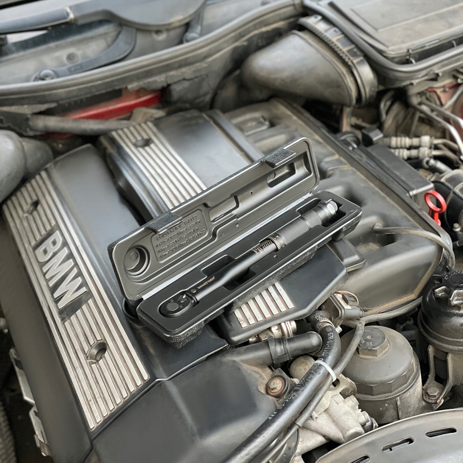 Antypoślizgowy uchwyt – Komfort i bezpieczeństwo pracy