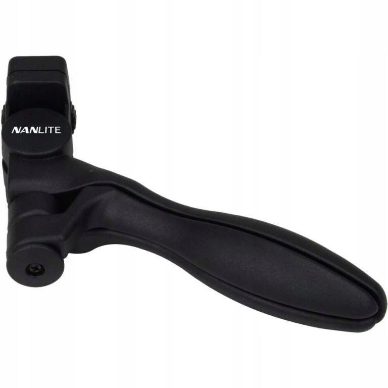 Wygodny kątowy uchwyt dla mobilnego operowania sprzętem