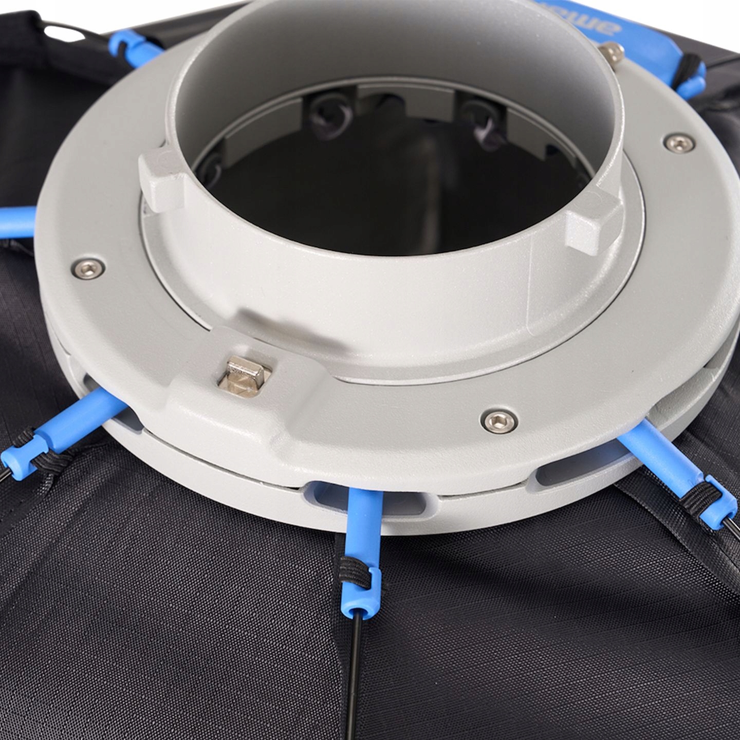 Kompatybilność z produktami amaran COB i innymi akcesoriami Bowens