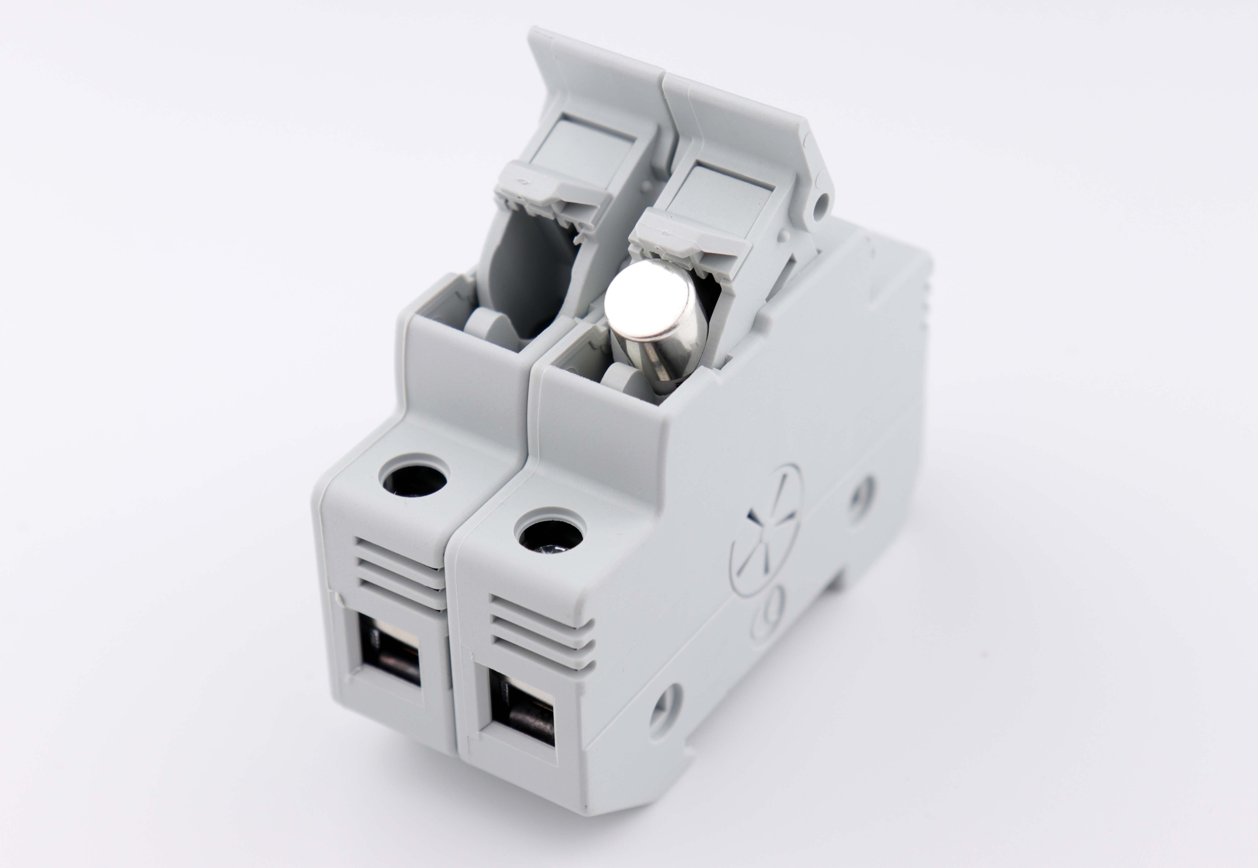 Wymiary i montaż – Idealne dopasowanie do szyn 35 mm