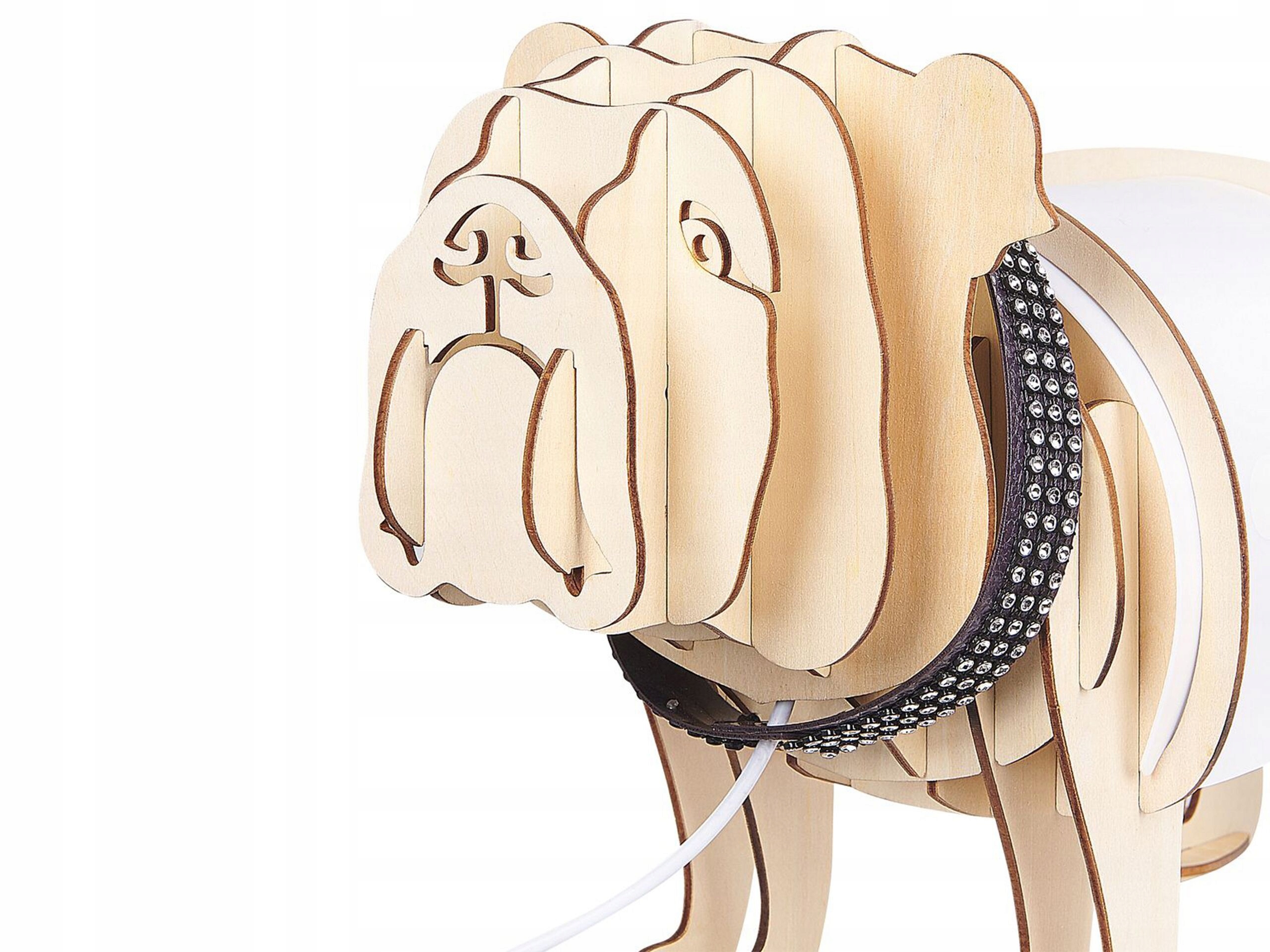 Wysokiej jakości materiały – sklejka i syntetyk