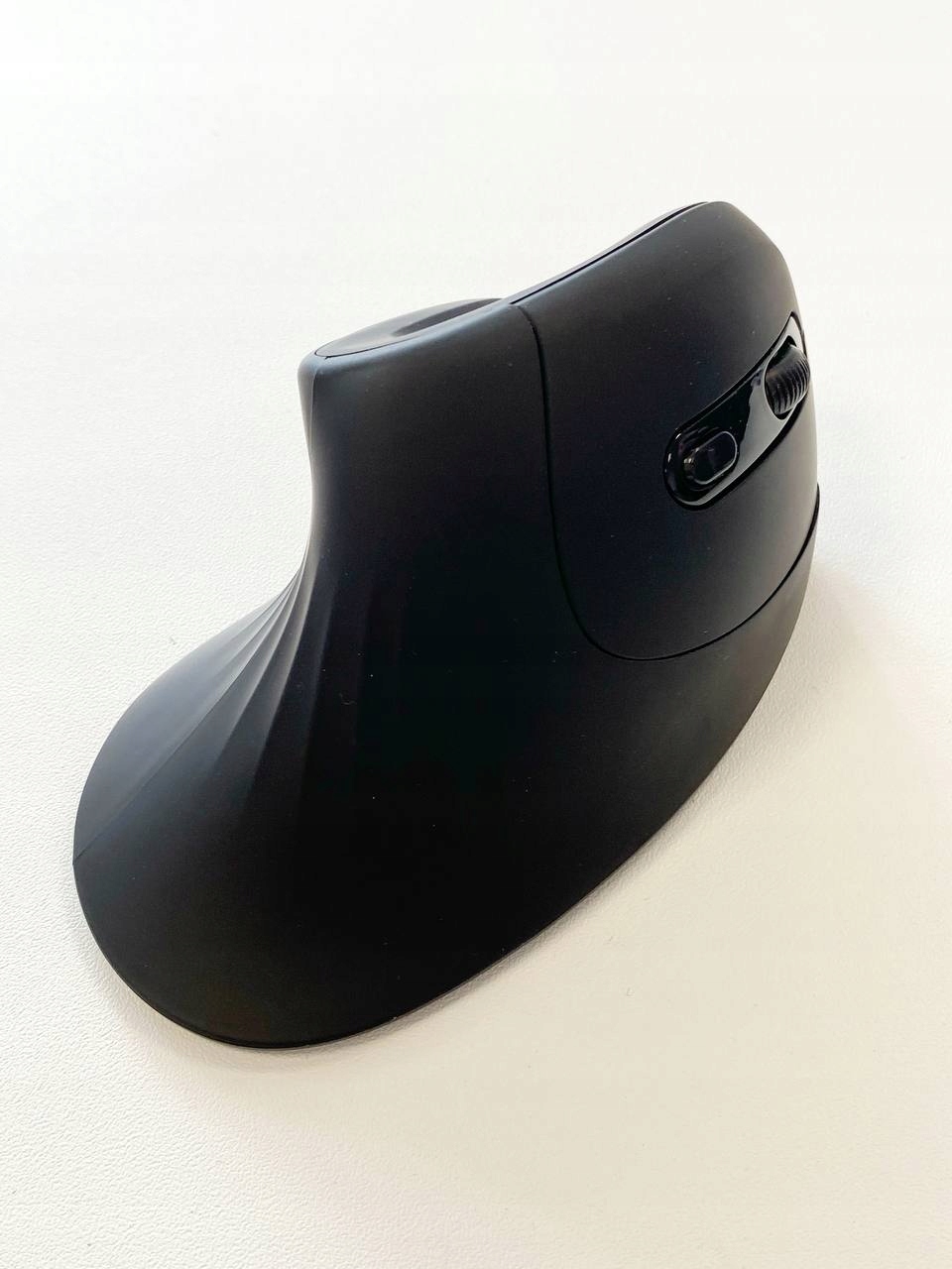 Składana konstrukcja Pro-Grip dla idealnego chwytu