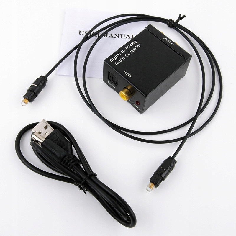 W zestawie kabel optyczny i zasilający USB