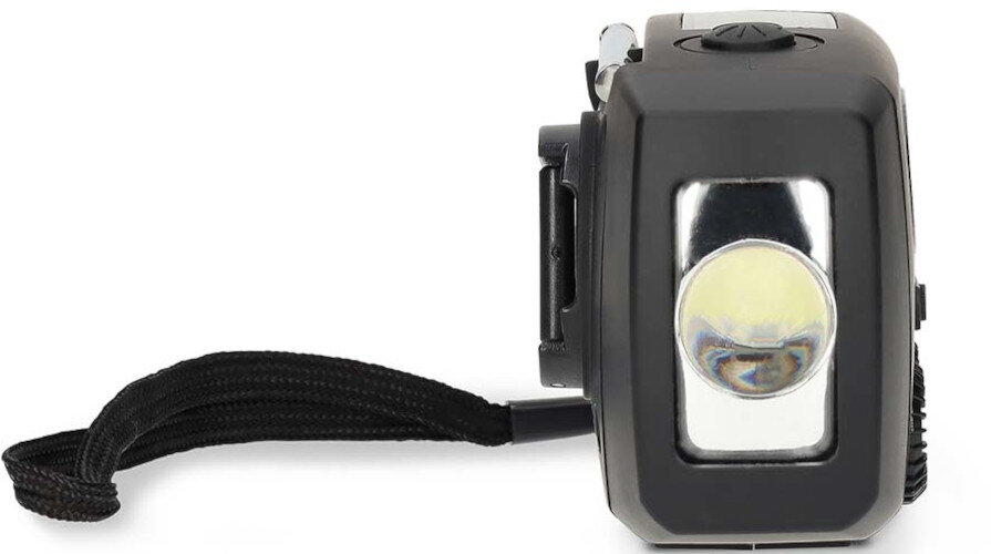 Wbudowana latarka LED z sygnałem SOS – bezpieczeństwo w każdej sytuacji