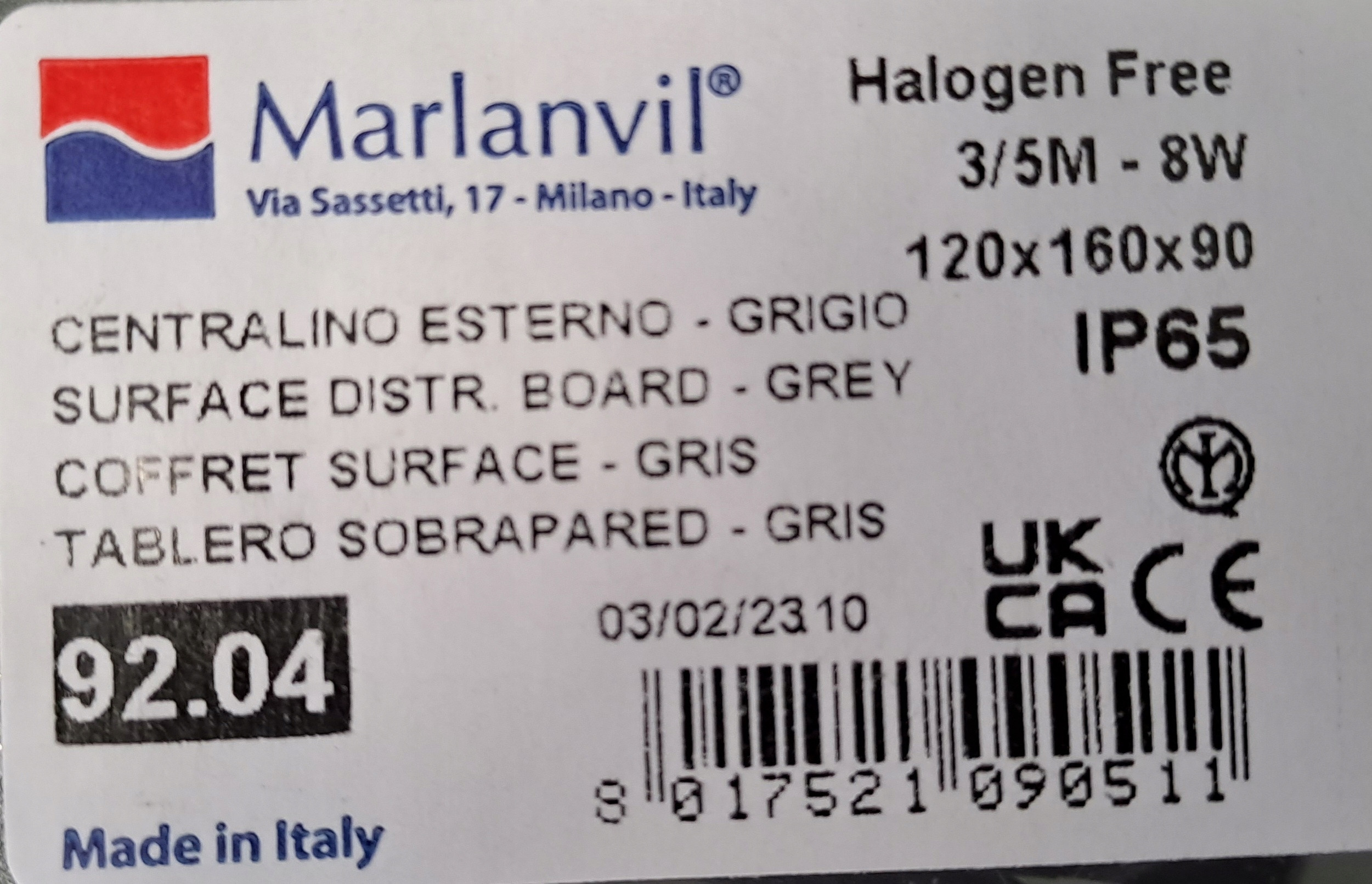 Materiał wykonania – Tworzywo sztuczne bezhalogenowe