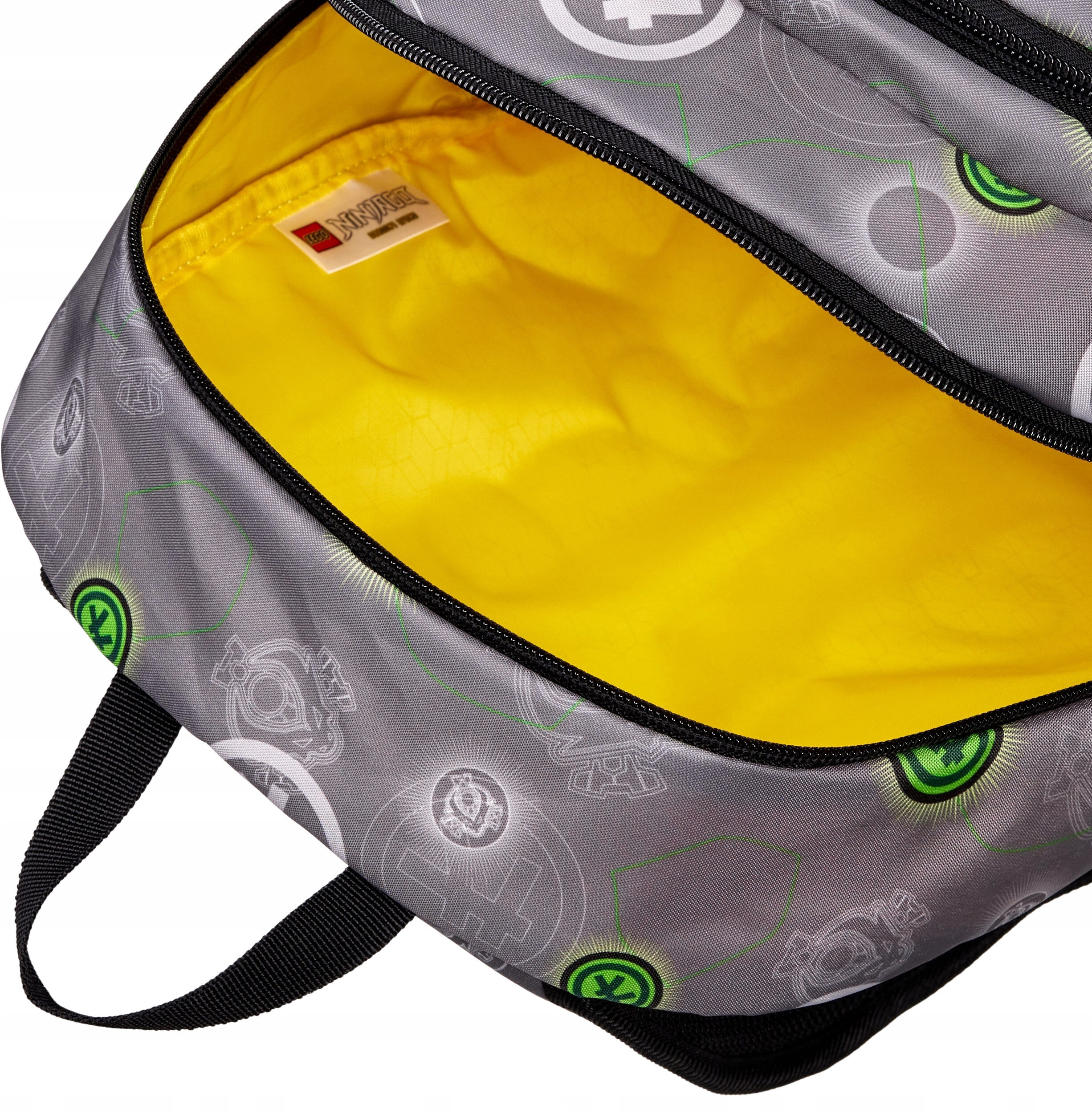 Wygodne regulowane szelki i pas piersiowy