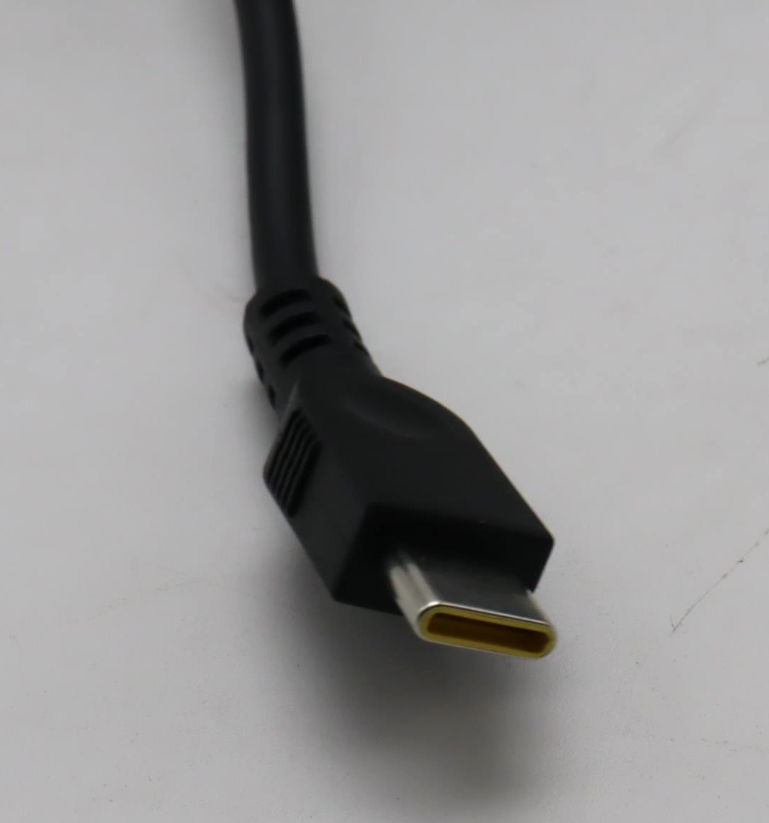 Uniwersalna kompatybilność z urządzeniami USB-C