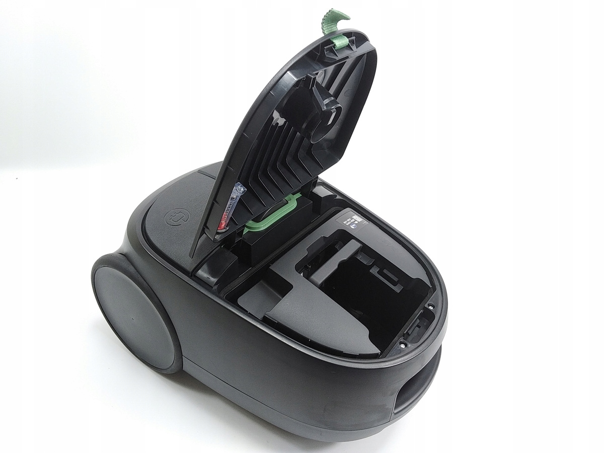 Wysoka moc ssania 850 W