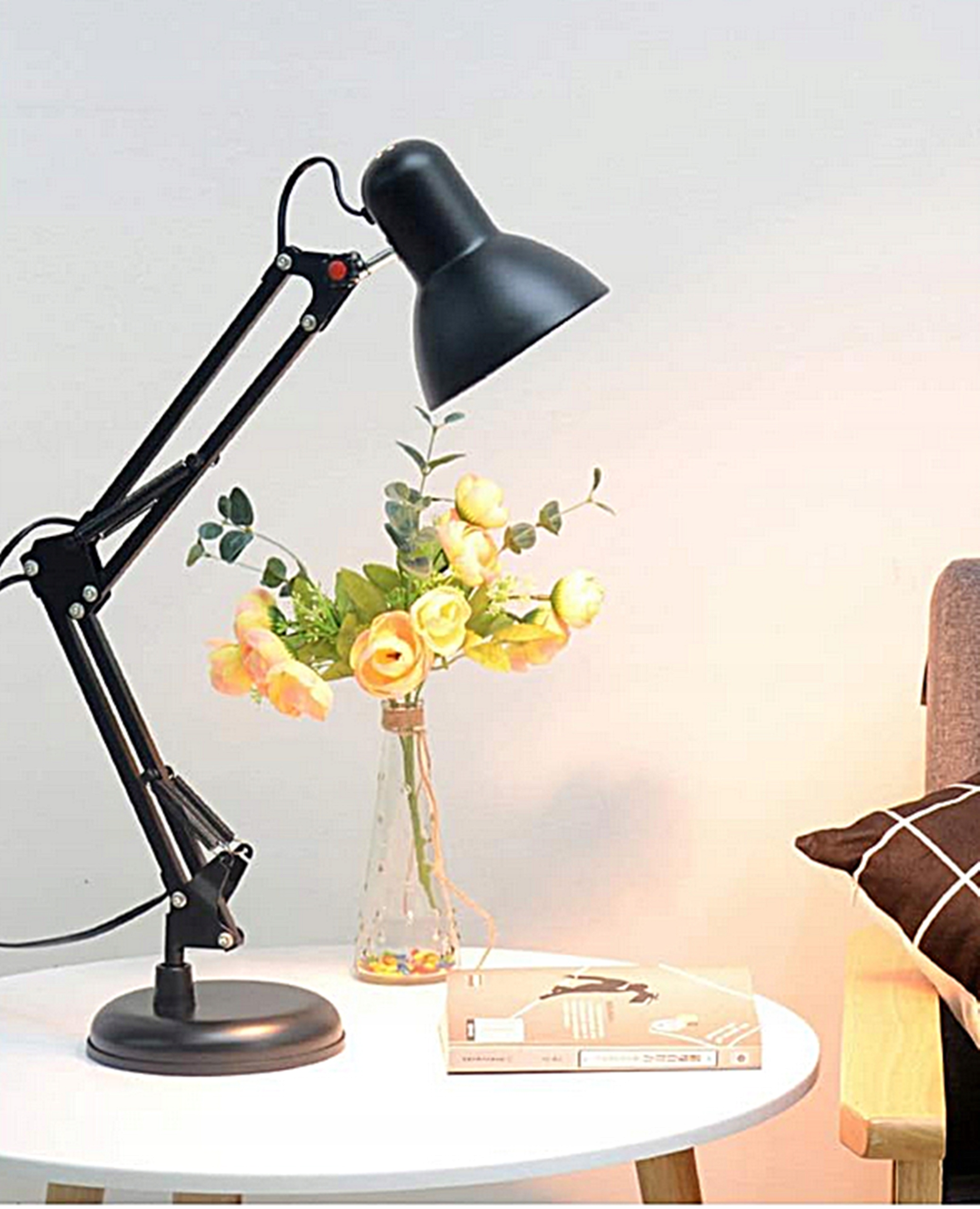 Uchwyt z imadłem – Możliwość montażu na różnych powierzchniach