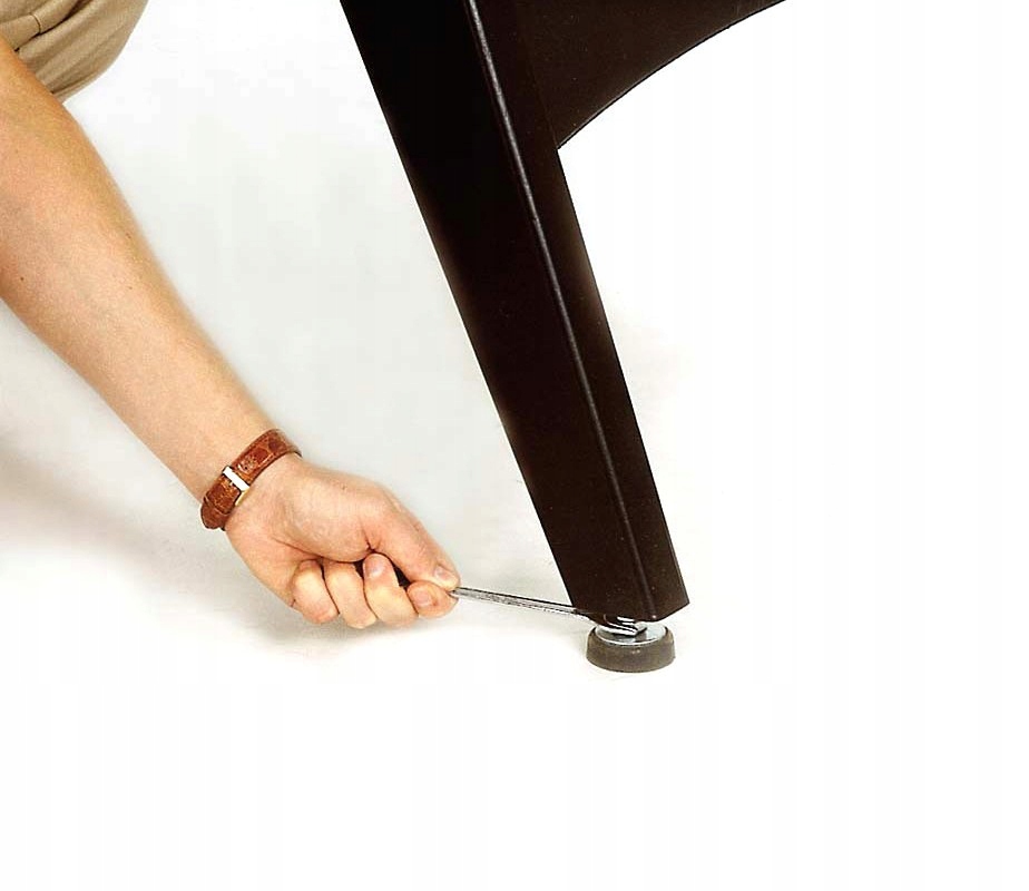 Bezpieczne teleskopowe drążki i regulowane nóżki