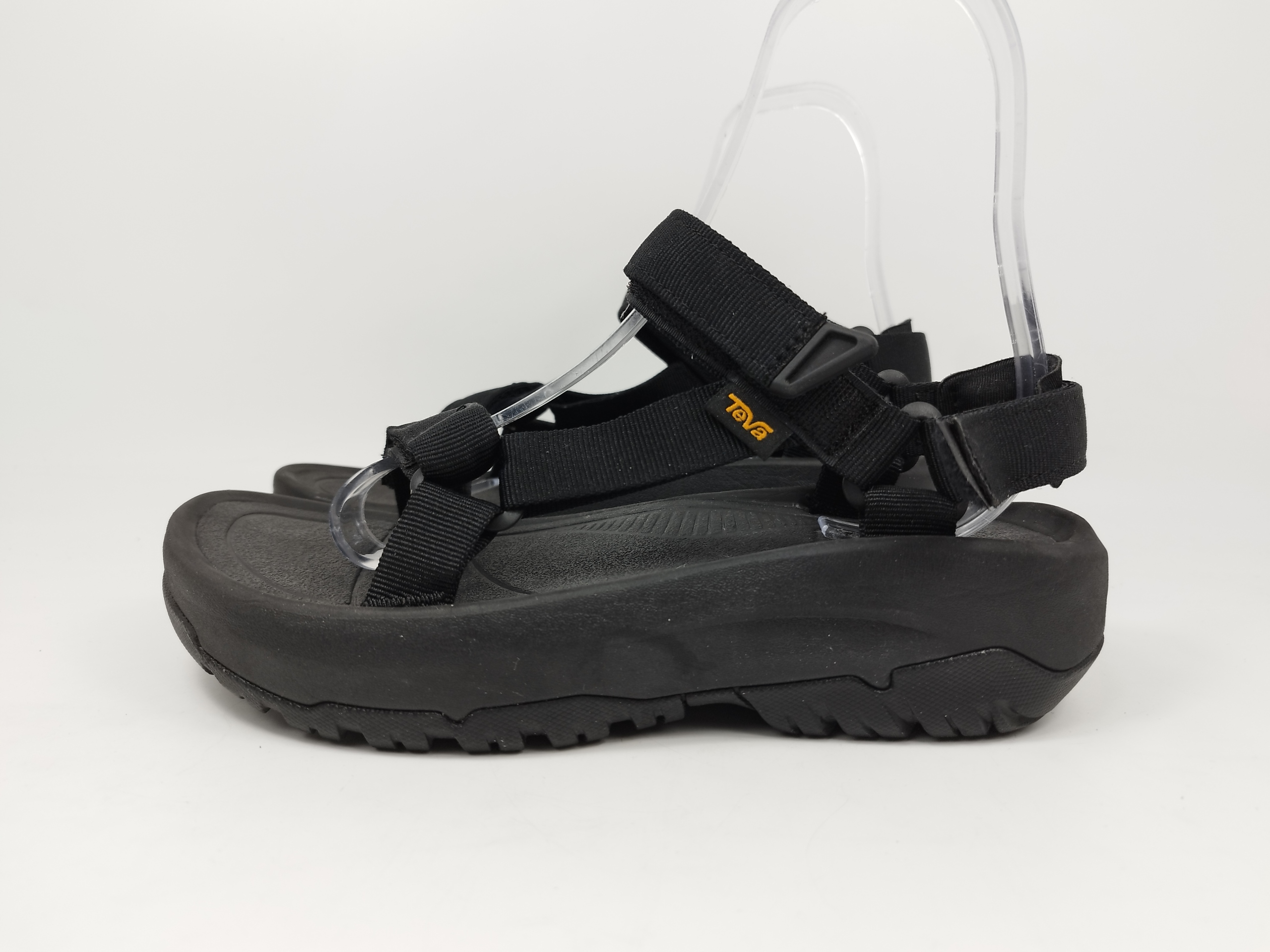 Praktyczne zapięcie na rzepy – łatwość zakładania i dopasowania