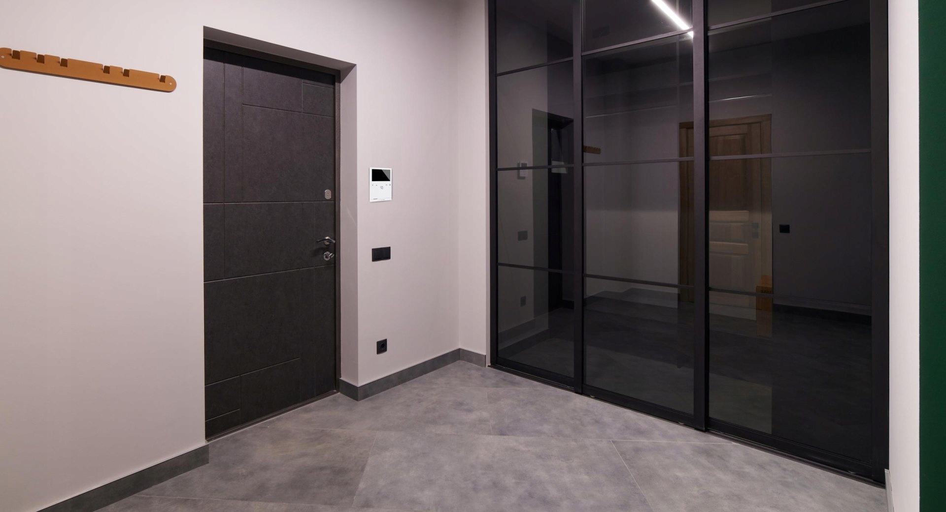 Funkcjonalność interkomu wewnętrznego i zewnętrznego