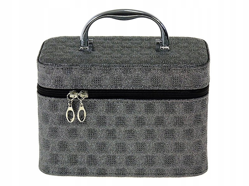 Ozdobna rączka i funkcjonalne lusterko