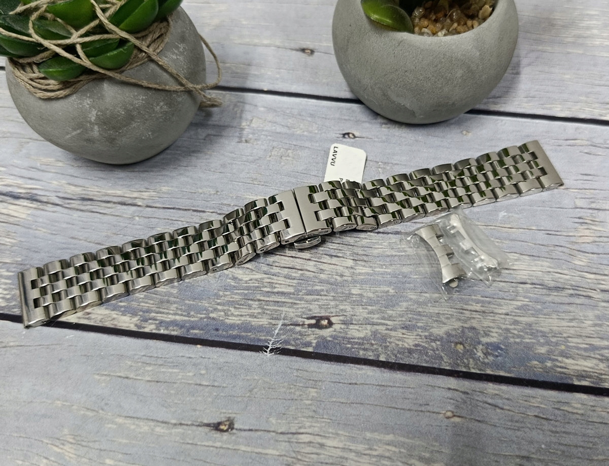 Komfort noszenia dzięki standardowej szerokości 22 mm