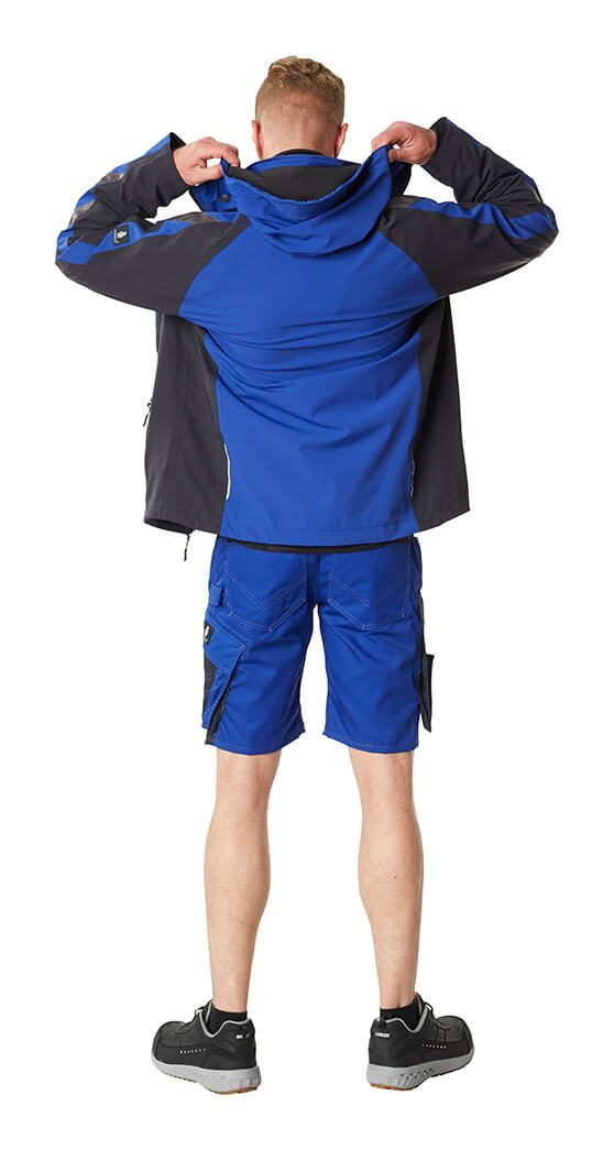 Ergonomiczny krój i dopasowanie – Niski stan dla swobody ruchów