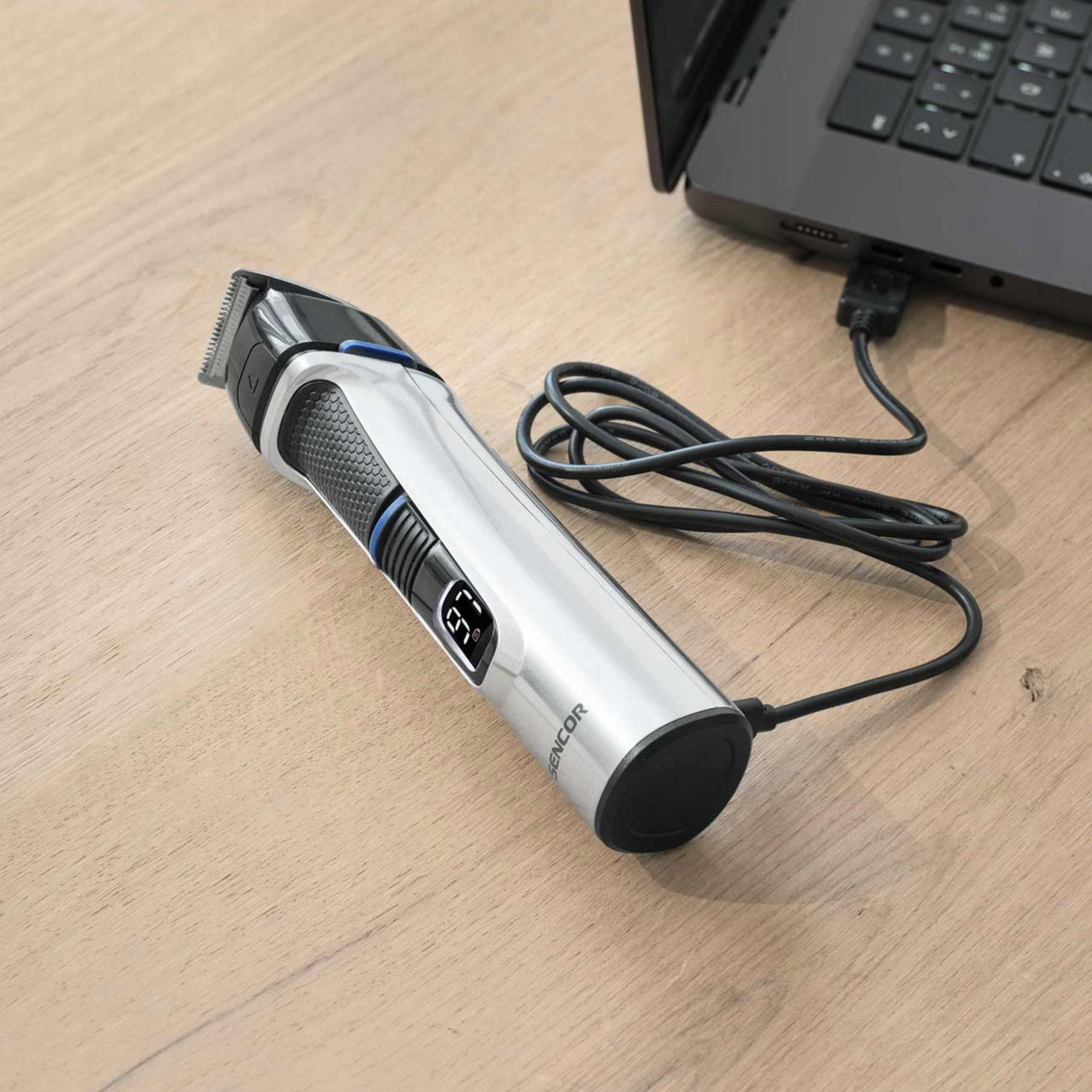 Ergonomiczny uchwyt zapewniający wygodę podczas strzyżenia