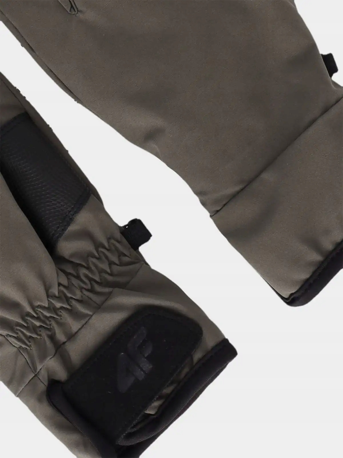 Regulowane Mankiety z Rzepem – Idealne Dopasowanie