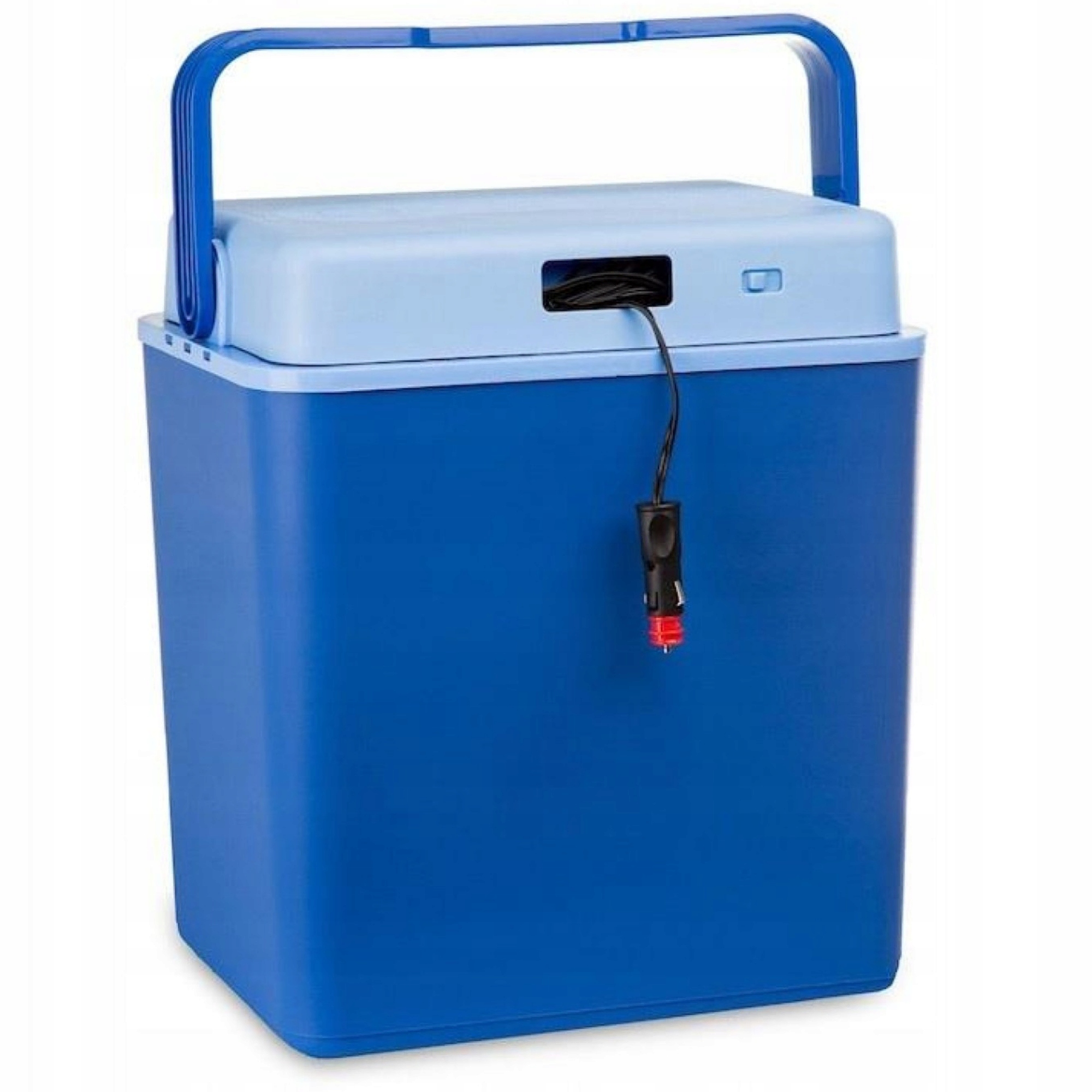 Zasilanie 12V – Wygodne chłodzenie z gniazdka zapalniczki