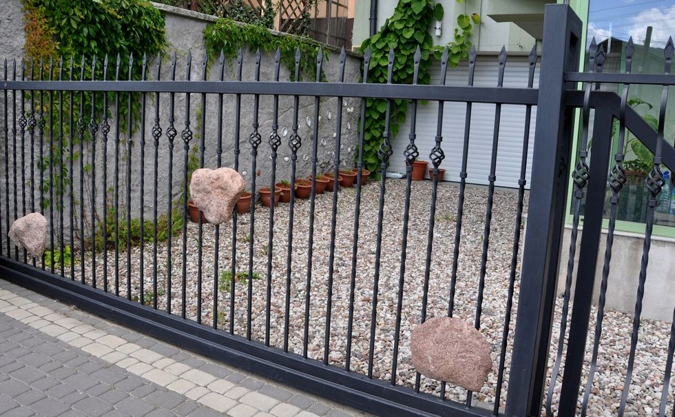 Doskonała przyczepność do stali i stali ocynkowanej