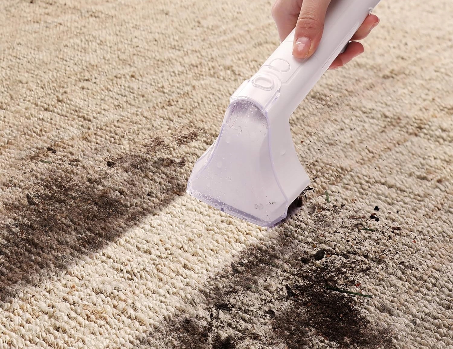 Mocny silnik 400W i siła ssania 9000 Pa – Idealne do dywanów i tapicerki