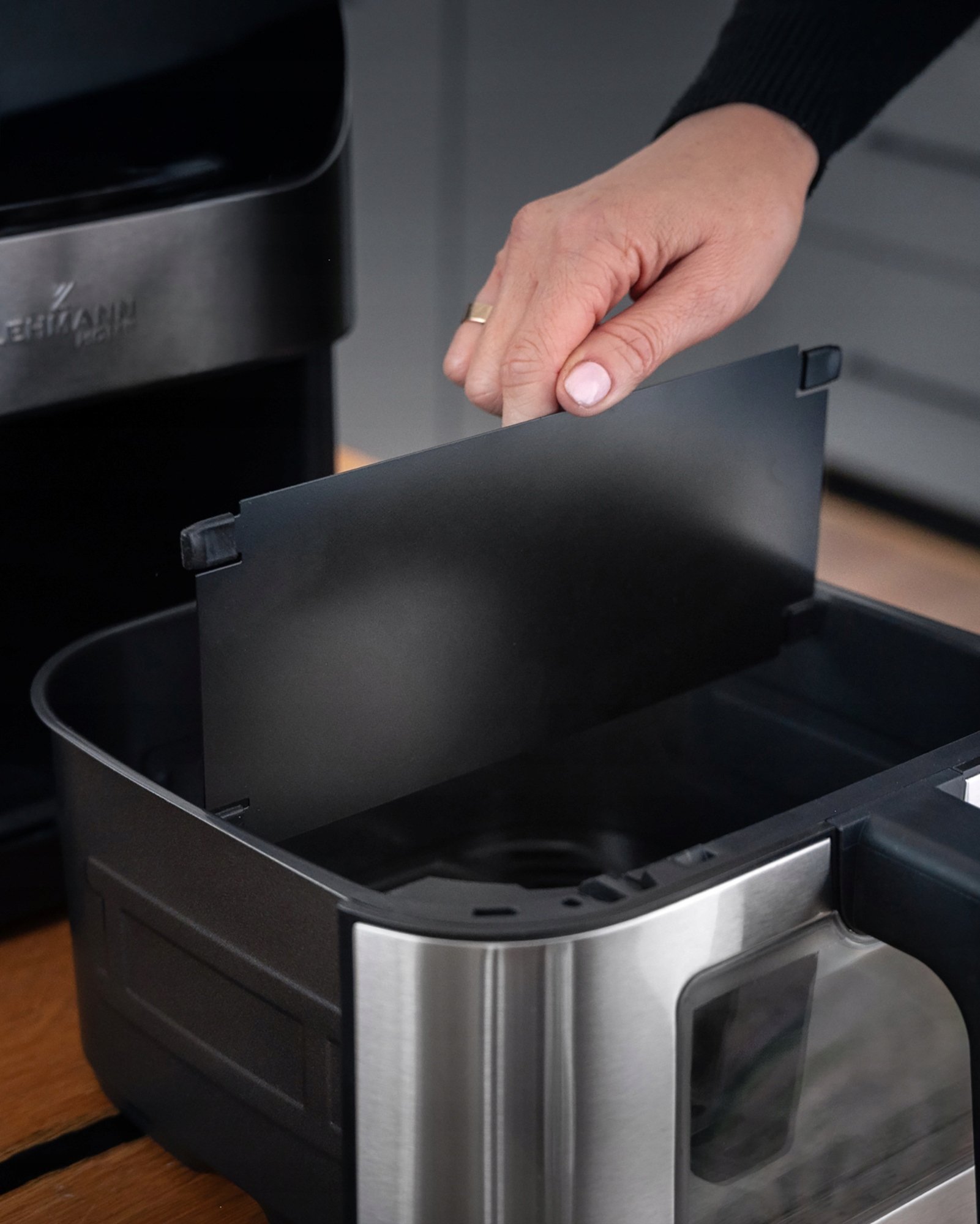 FRYTKOWNICA BEZTŁUSZCZOWA FRYTOWNICA AIRFRYER DUŻA MISA PROGRAMÓW 1800W 8L Typ beztłuszczowa