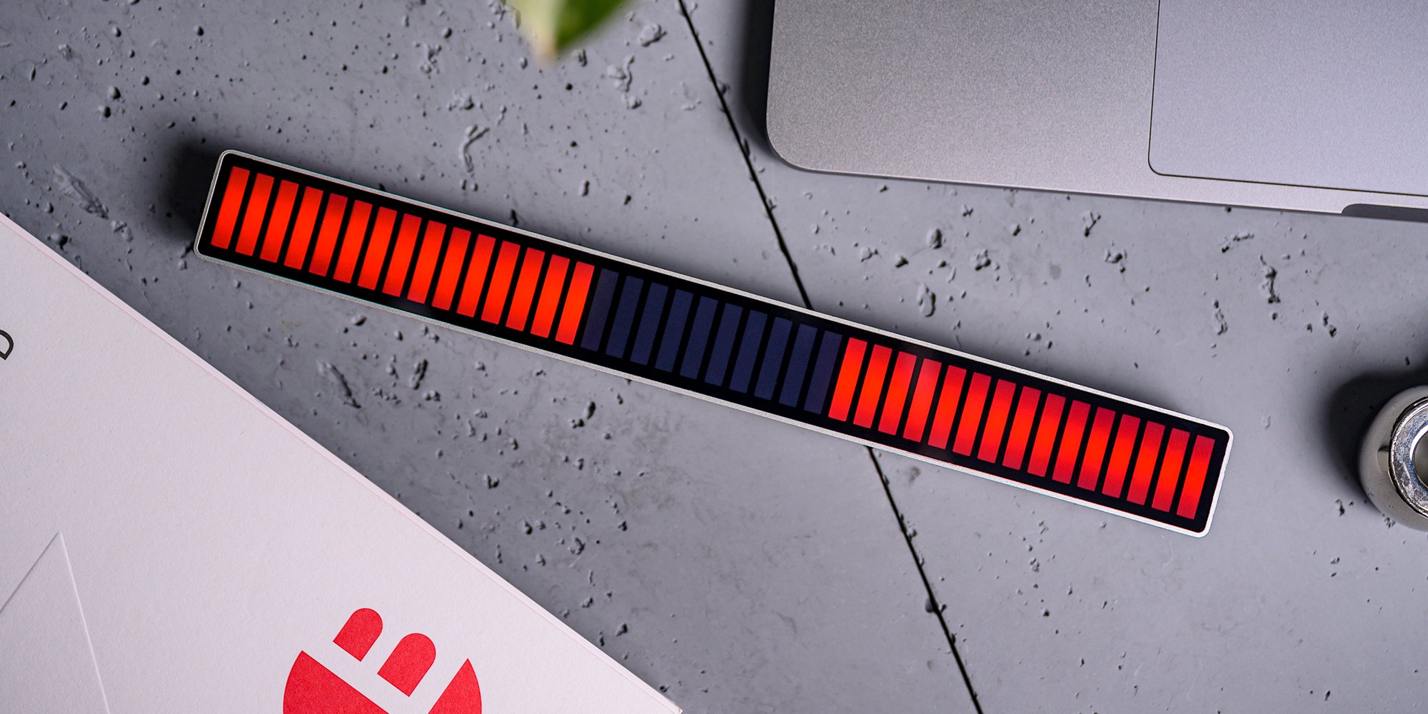Equalizer RGB Redleaf 40LED - srebrny