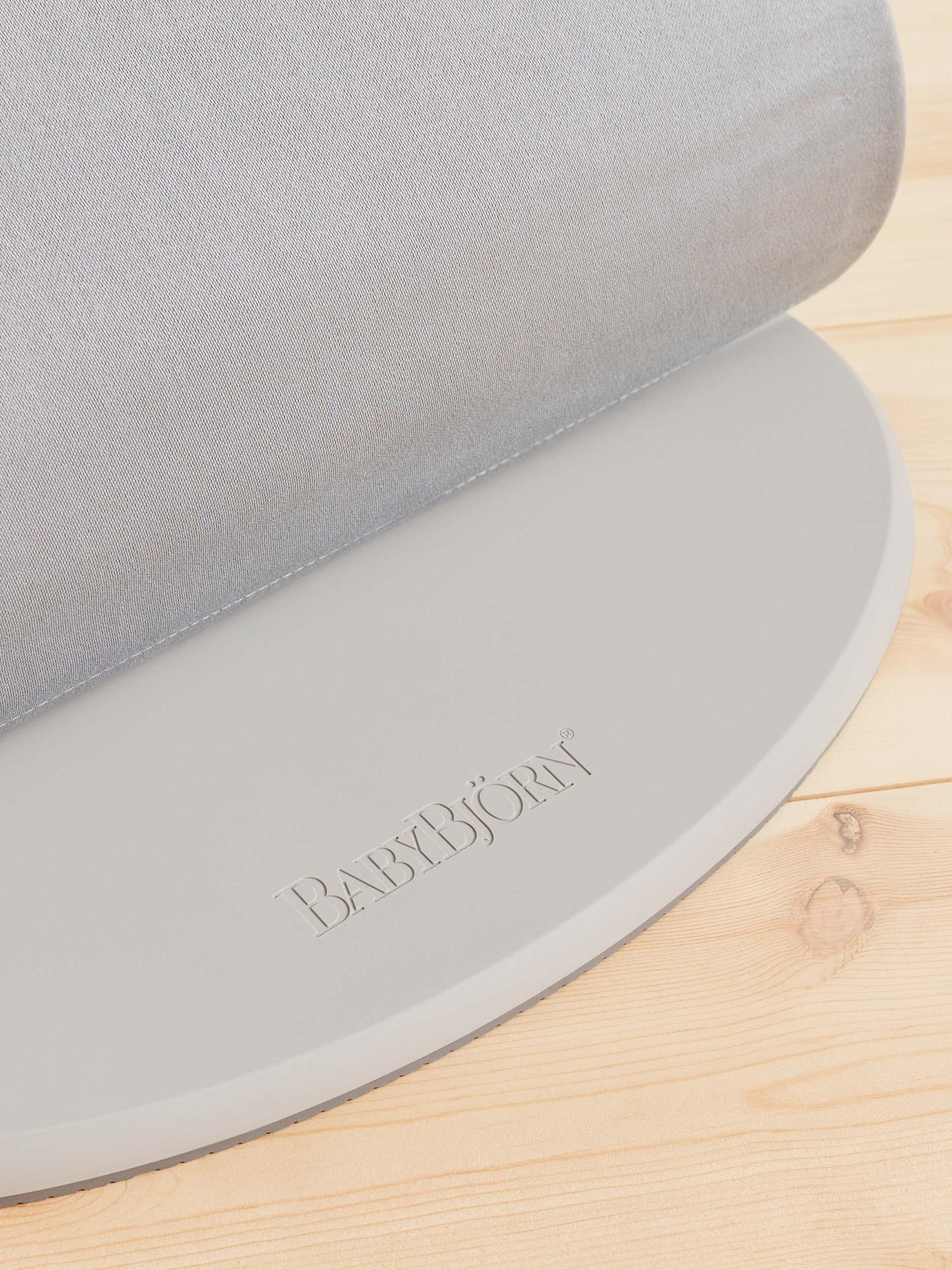 Bezpieczne i atestowane materiały dla najmłodszych