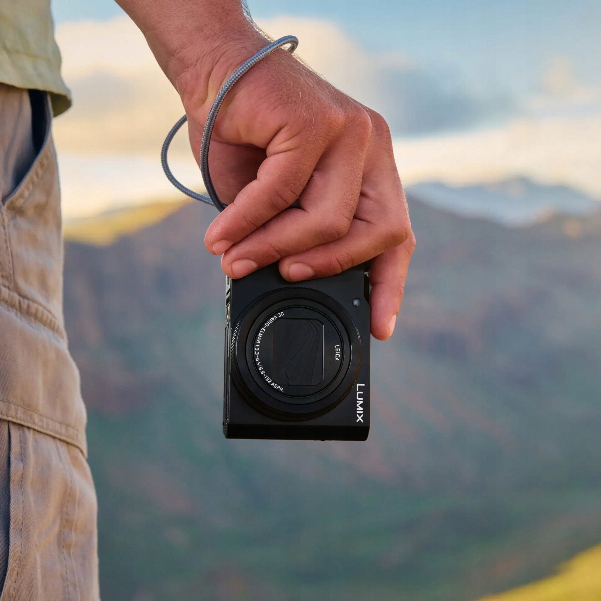 Aparat Panasonic Lumix DC-TZ300 – Twoje idealne narzędzie do fotografii