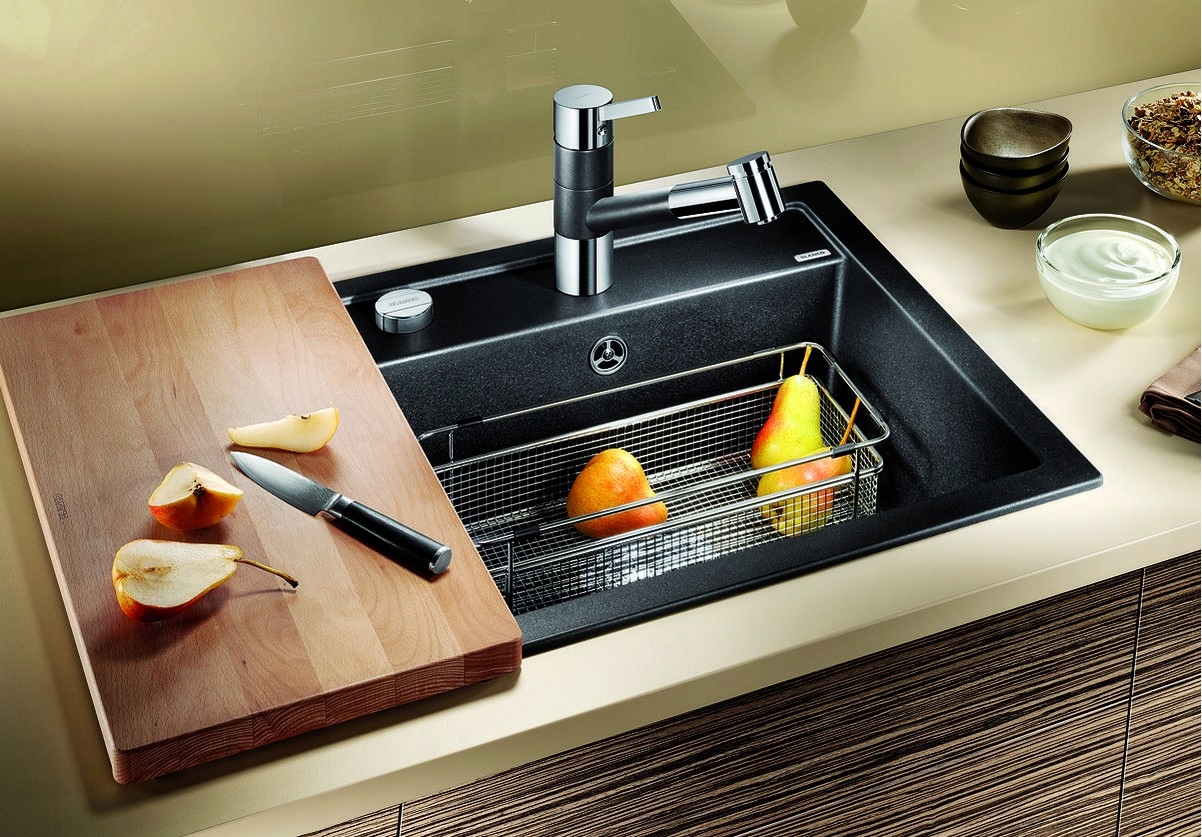 Opcjonalne akcesoria – Deska do krojenia z drewna bukowego