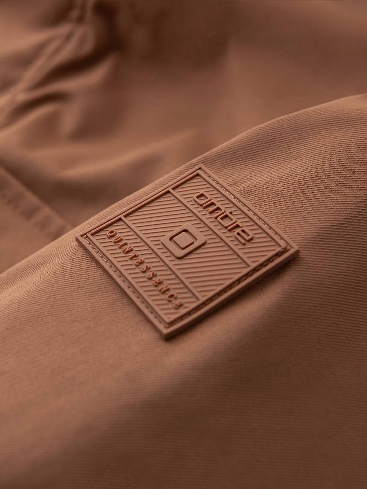 Elegancki design – Klasyczny krój i jednolita kolorystyka