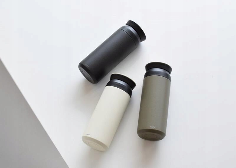 Stylowy kolor khaki – elegancja w każdym detalu