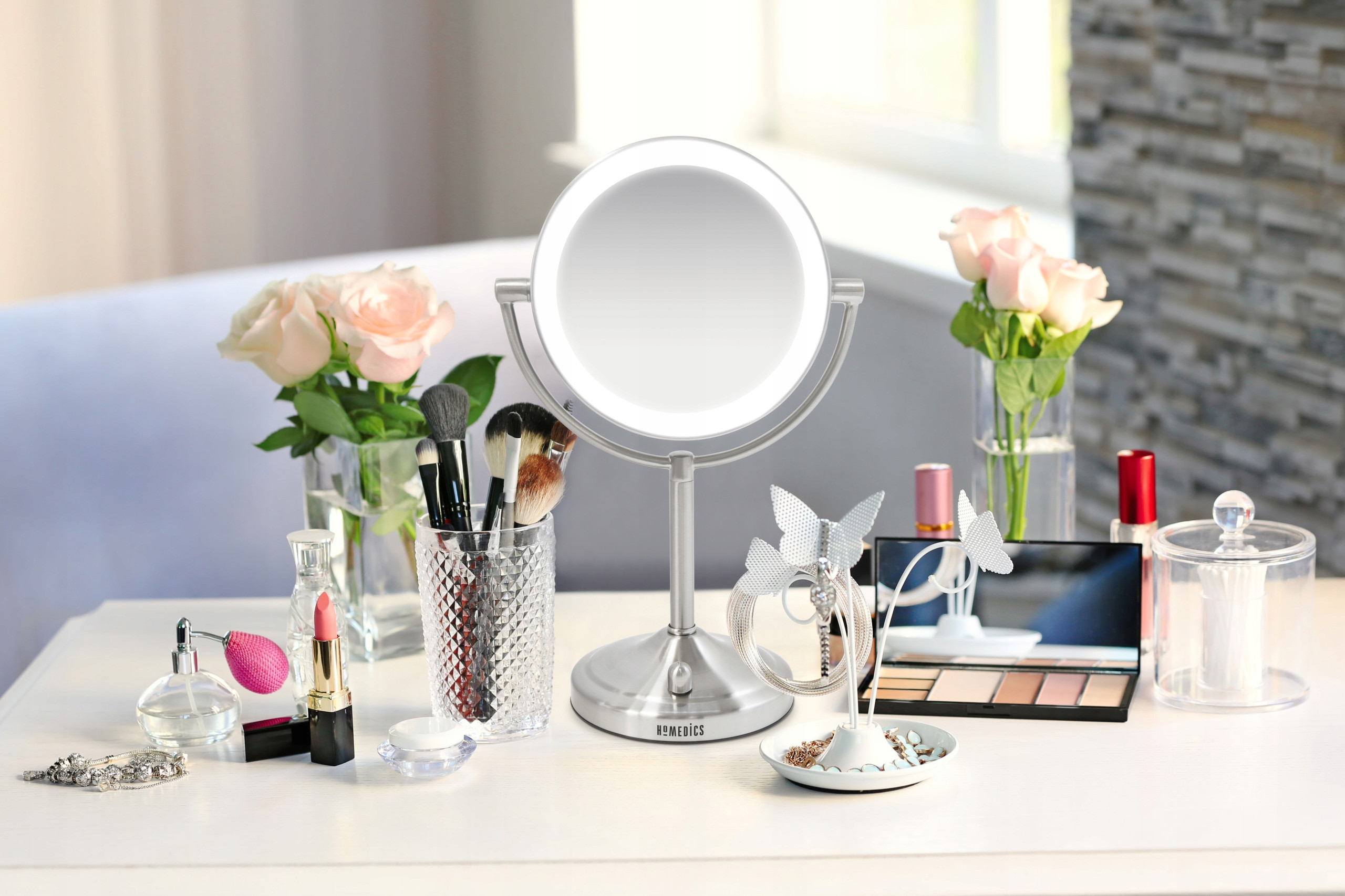 Cienka konstrukcja – Łatwe przechowywanie i transport