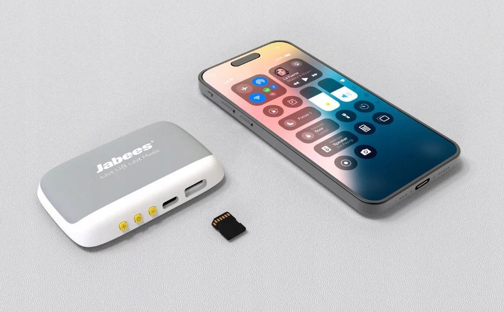 Wszechstronne źródła dźwięku: Bluetooth i karta microSD