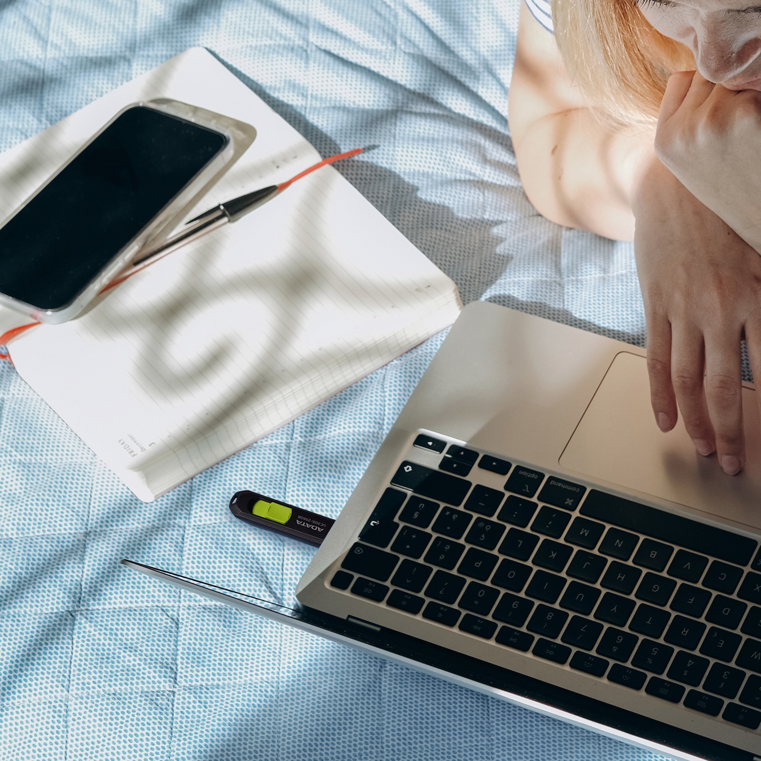Szybki transfer danych – Prędkość do 5 Gb/s