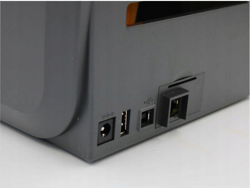 Wbudowane porty komunikacyjne – USB, USB Host i Ethernet