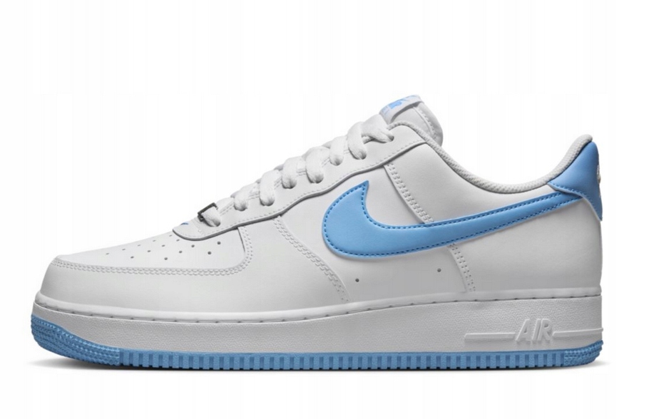 Nike Air Force 1 07 FQ4296-100 – Klasyczne męskie sneakersy w białym kolorze