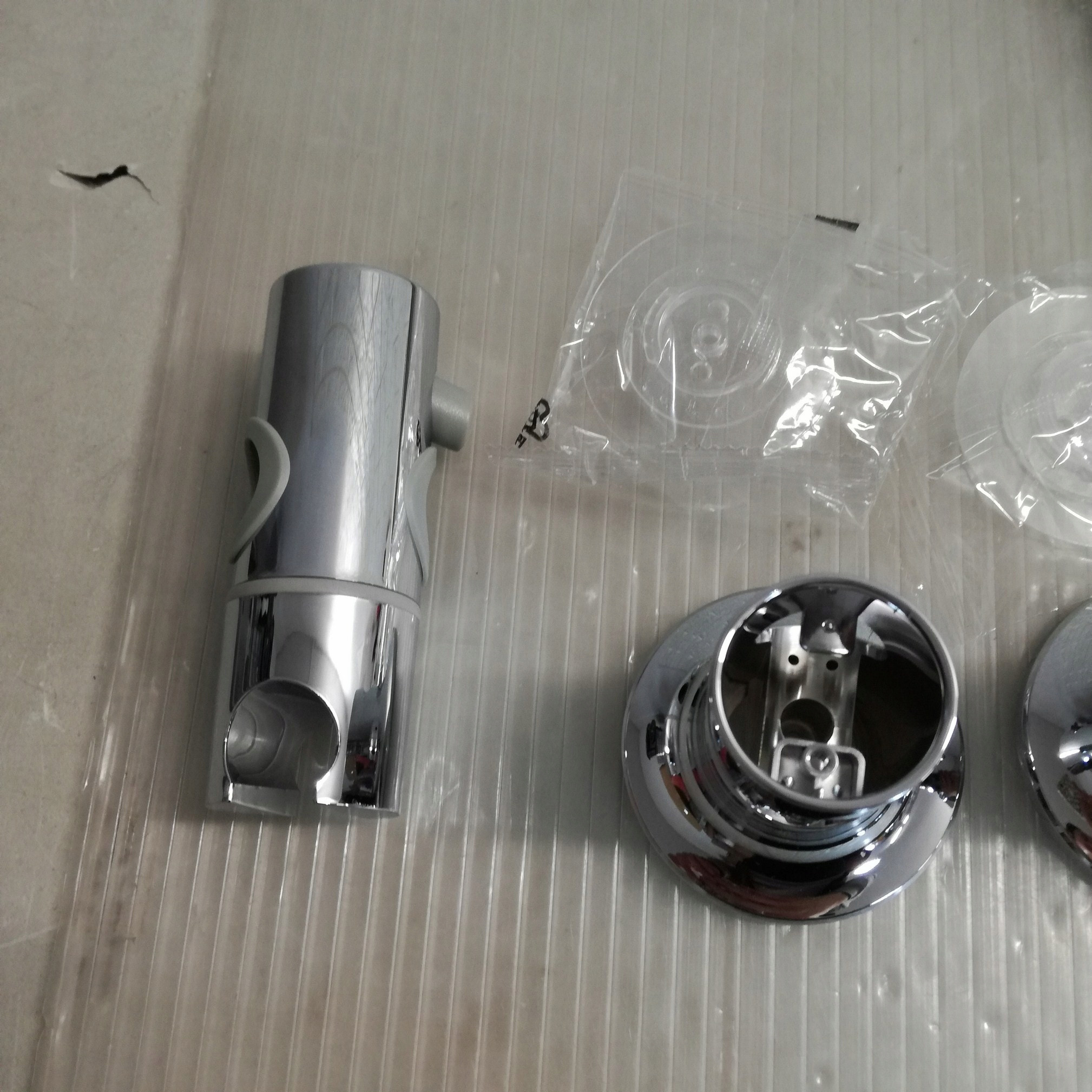 Estetyczny design w kolorze srebrnym