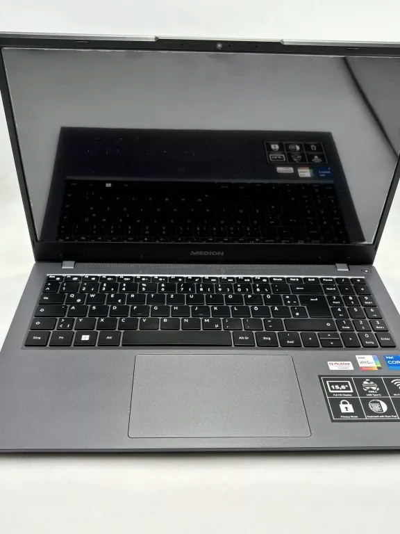 Laptop Medion Akoya E15423 MD62562 – Wydajność i nowoczesność w jednym